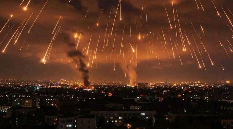 Serangan Rudal Iran Ke Israel Dan Bayangan Perang Besar Di Timur Tengah