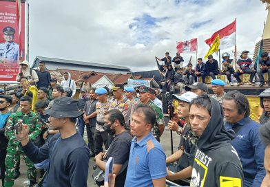 Aksi Solidaritas di Bukittinggi, Massa Kritisi Kinerja Polisi dari Pusat hingga Daerah